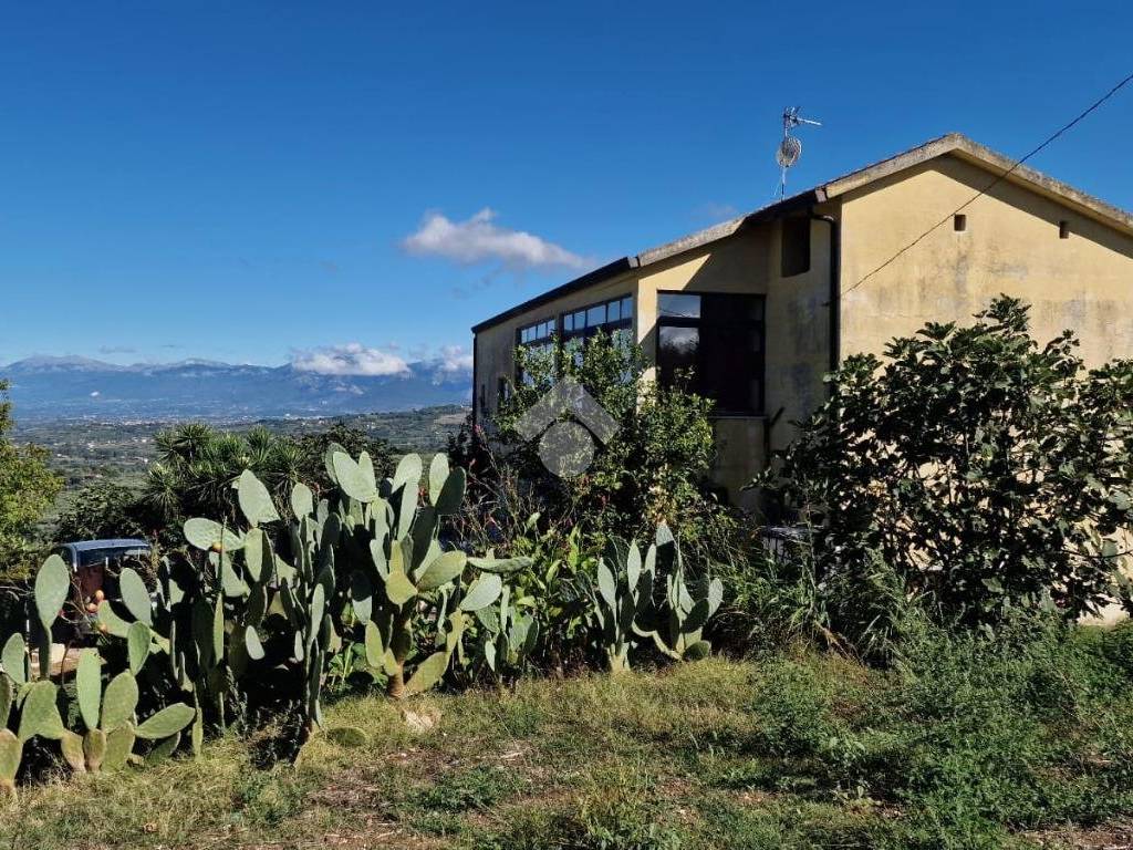 Villa a Sant'agata de' goti in C/da Piana del Mondo - Foto 2