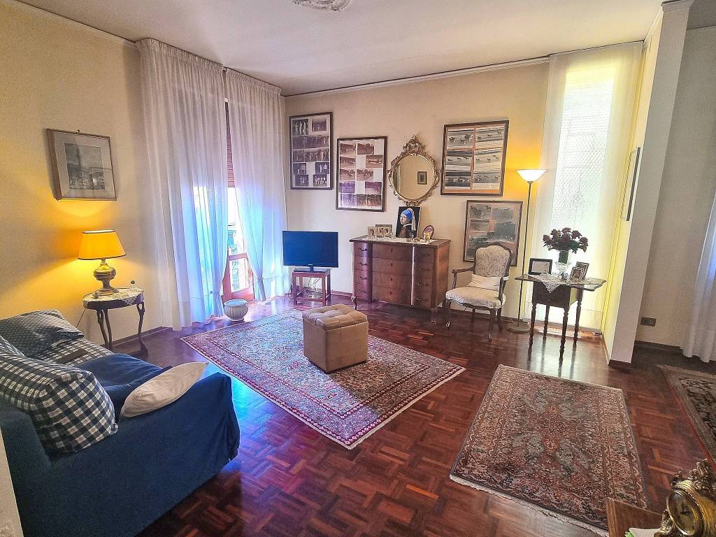 Appartamento a Montecatini-terme in Via Romagna - Foto 4
