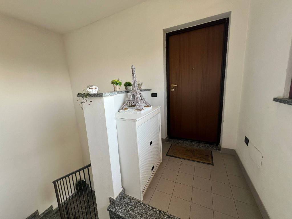 Appartamento a Samarate in Via Zara, 26 - Foto 4