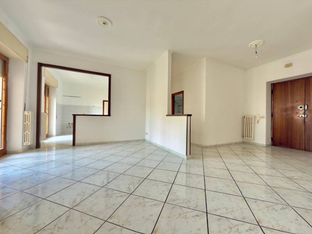 Appartamento a Massa marittima in Viale del Risorgimento, 52 - Foto 2