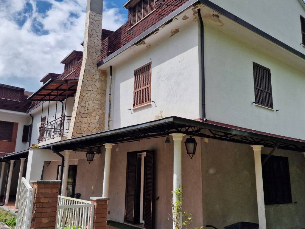 Villa a Saliceto - Foto 2