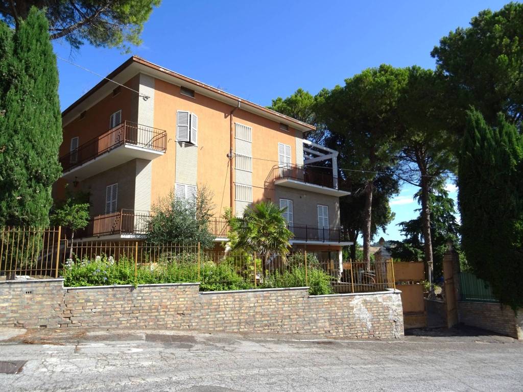 Villa a Corinaldo - Foto 2