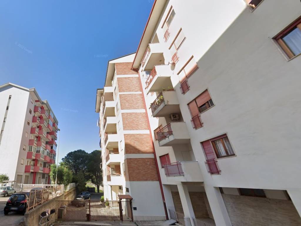 Appartamento a Cosenza in Via Sant'Irmenio, 18 - Foto 2