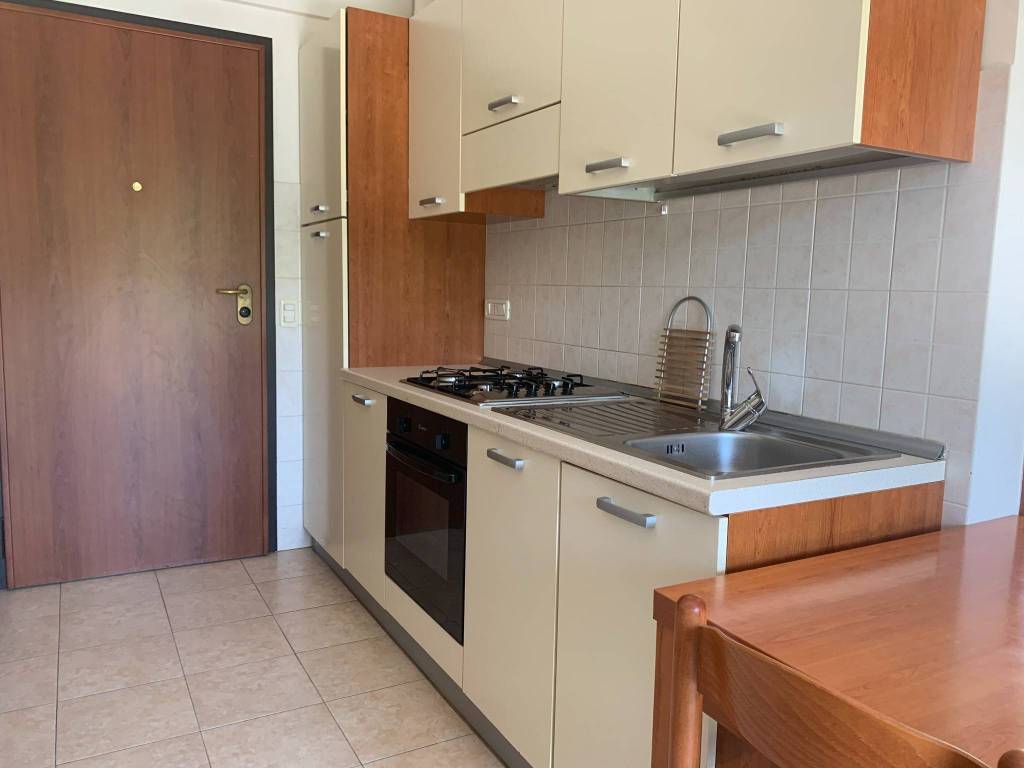 Appartamento a Ancona in Via Esino, 20 - Foto 3