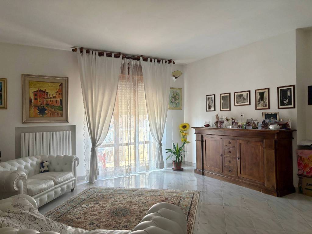 Appartamento a Chiaravalle - Foto 2
