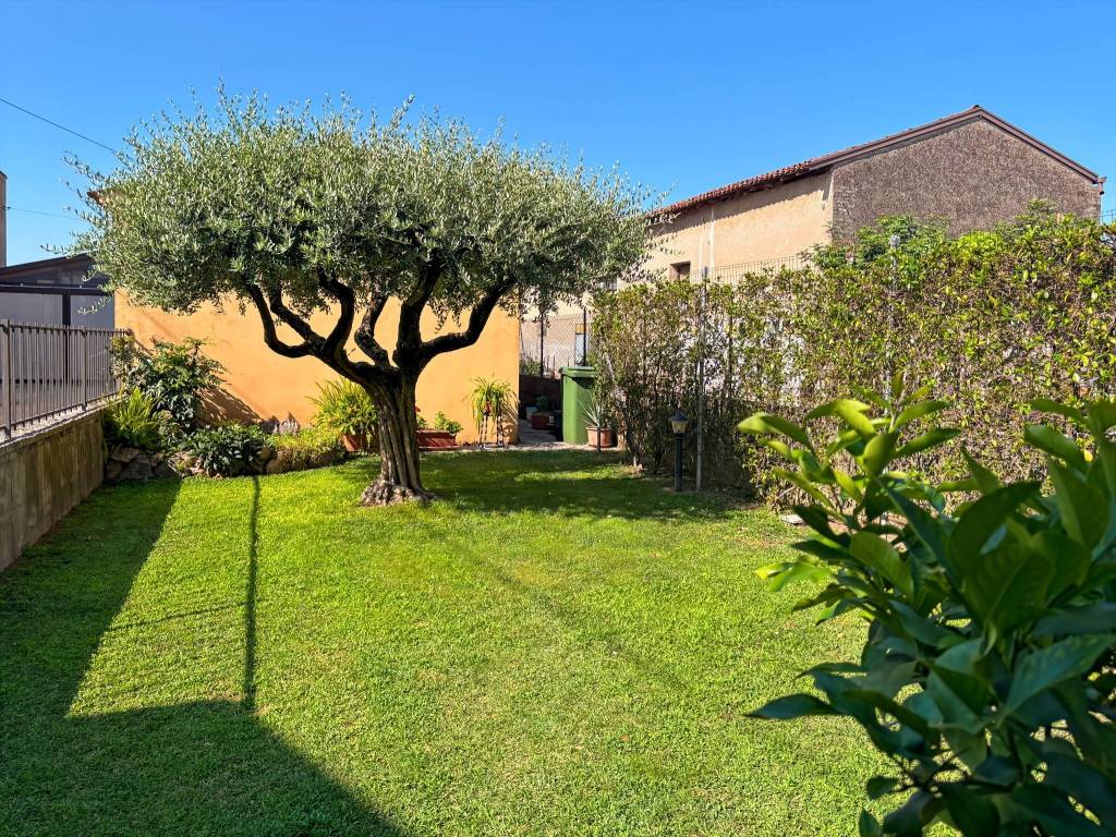 Appartamento a Villafranca di verona in Via Giuseppe Mazzini, 227 - Foto 3