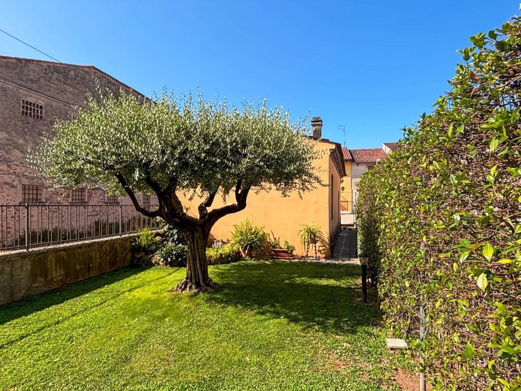Appartamento a Villafranca di verona in Via Giuseppe Mazzini, 227 - Foto 4