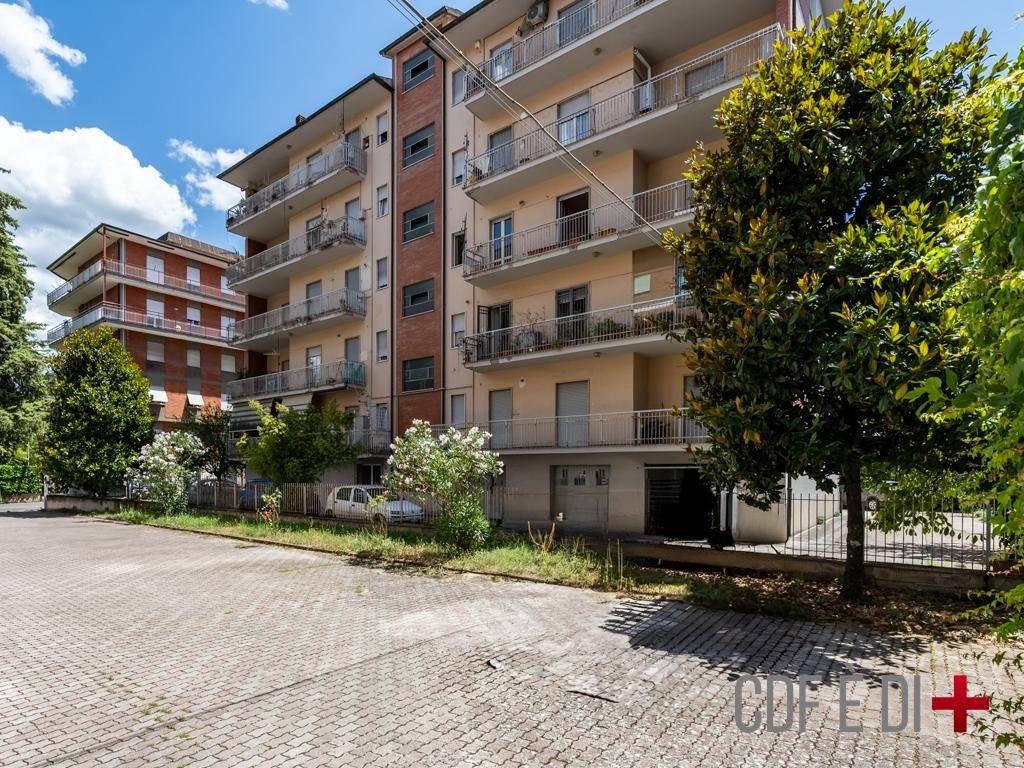 Appartamento a Rieti in Via Contigliano - Foto 2