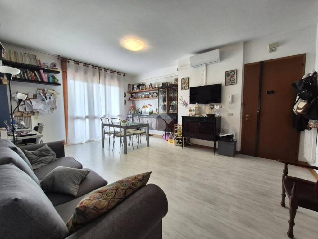 Appartamento a Villorba in Via L. Galvani, 21 - Foto 4