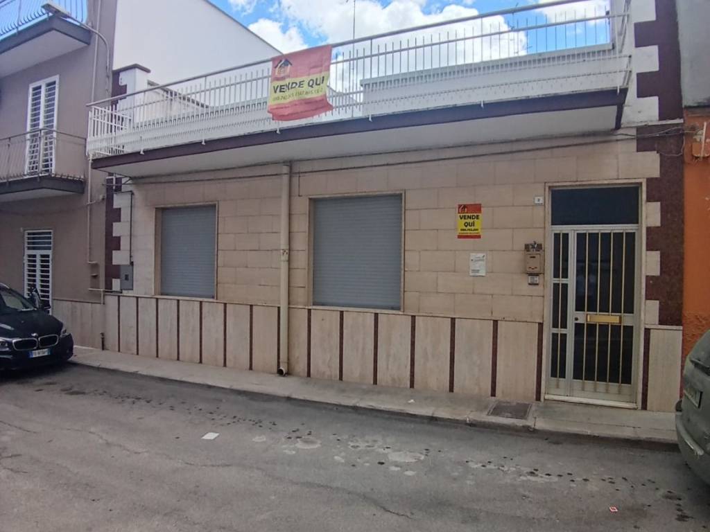 Casa indipendente a Acquaviva delle fonti in Via Valerio Giustiniano Persio - Foto 2