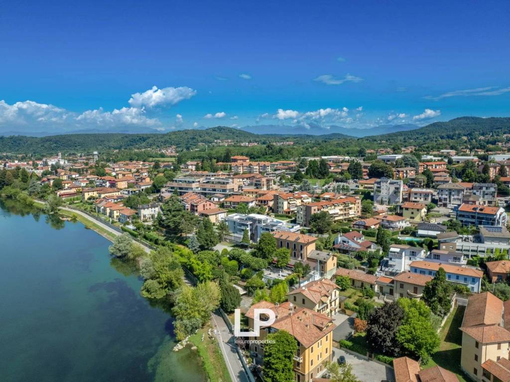 Appartamento a Sesto calende in Via Bellaria, 15 - Foto 2