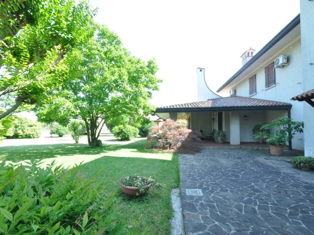 Villa a Cormons in Via Giuseppe Verdi, 2 - Foto 2