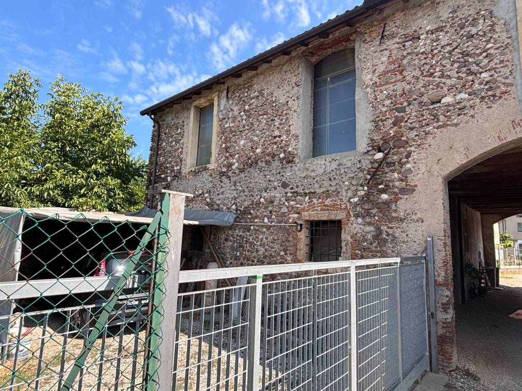 Rustico / casale a Villafranca di verona in Via Giuseppe Mazzini, 227 - Foto 5