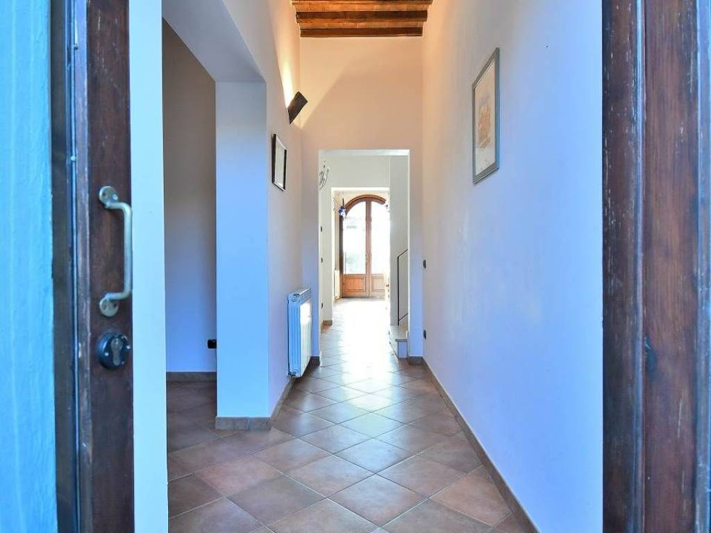 Appartamento a Monteroni d'arbia in strada di Monteroni Radi - Foto 5