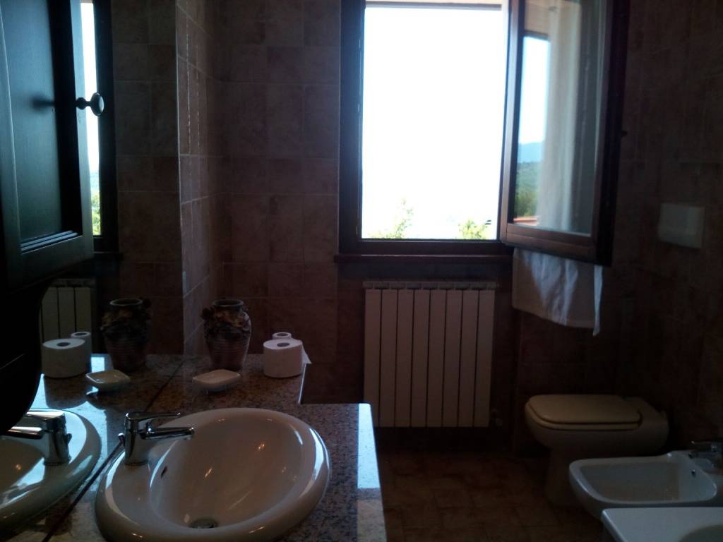 Villa a Passignano sul trasimeno in Strada Provinciale 142 - Foto 4