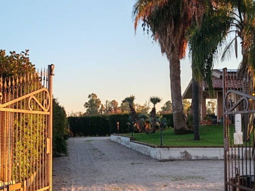 Villa a Cisterna di latina in Via Conca, 42 - Foto 5