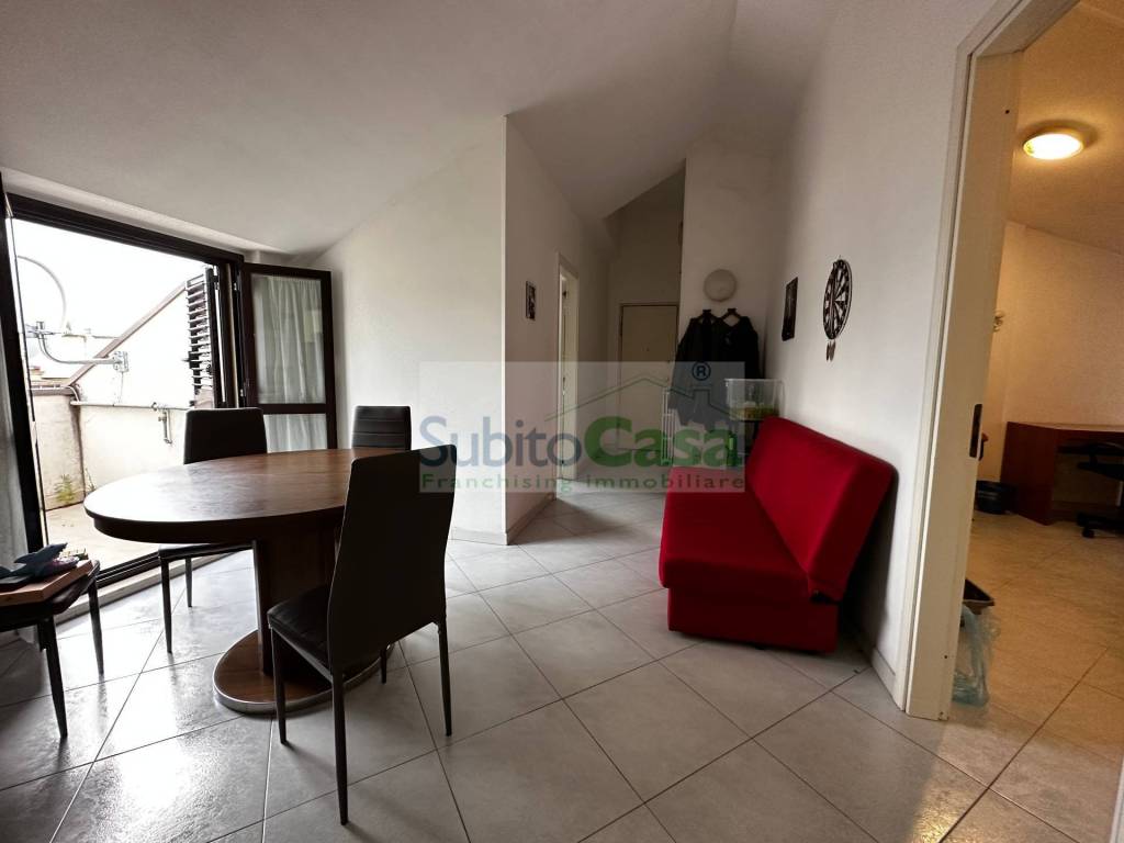 Appartamento a Chieti in Via Bellini Vincenzo, 22 - Foto 3