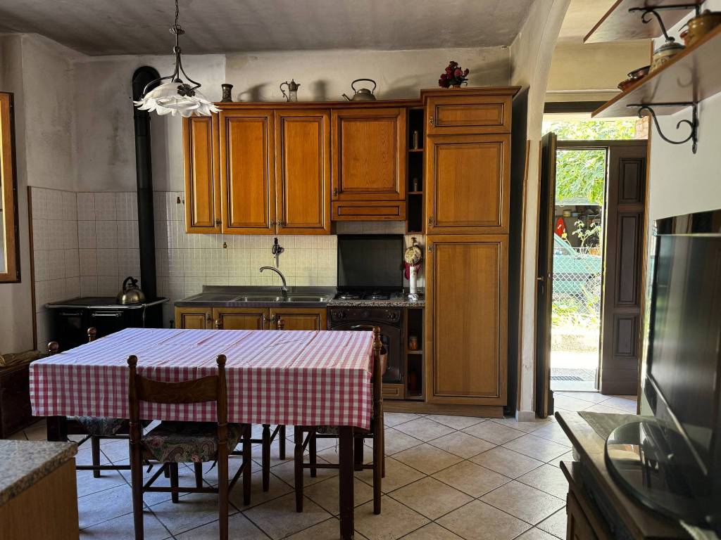 Appartamento a Umbertide in Via Cipriano Angeloni, 11 - Foto 3