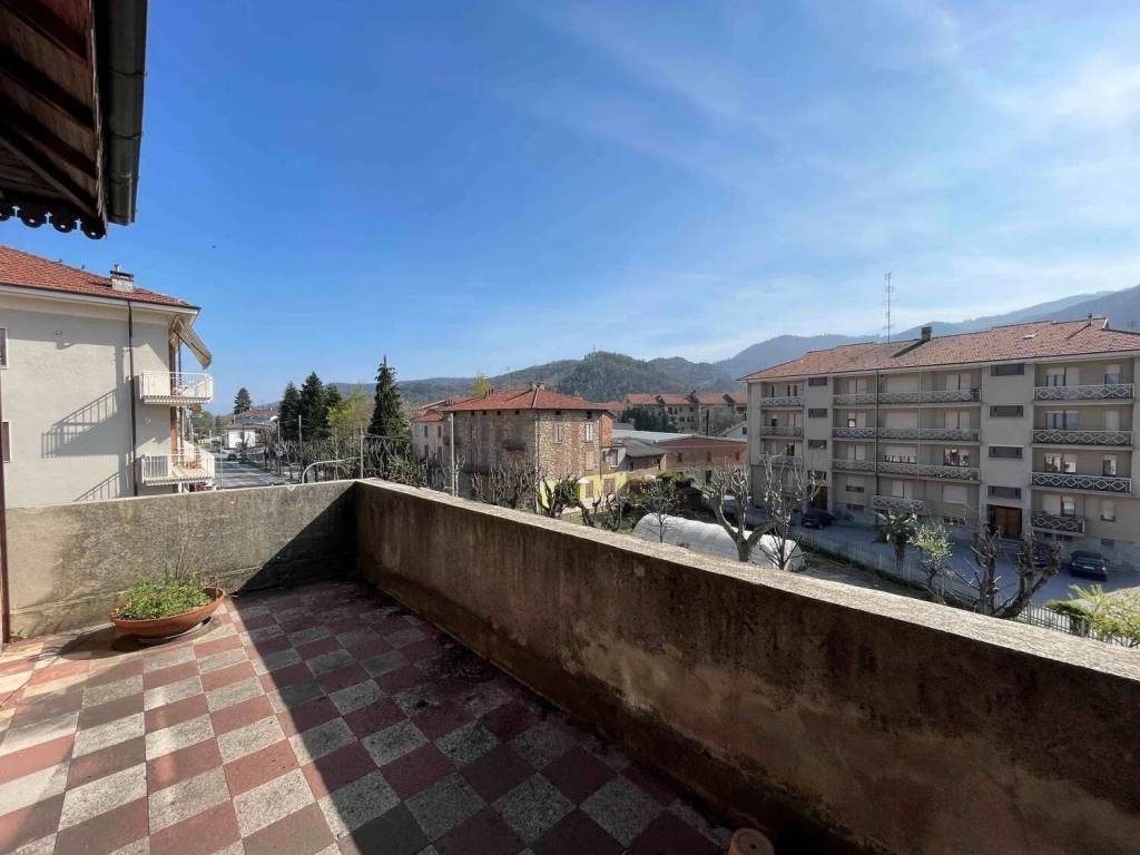 Villa a Dronero in Viale Stazione, 45 - Foto 5