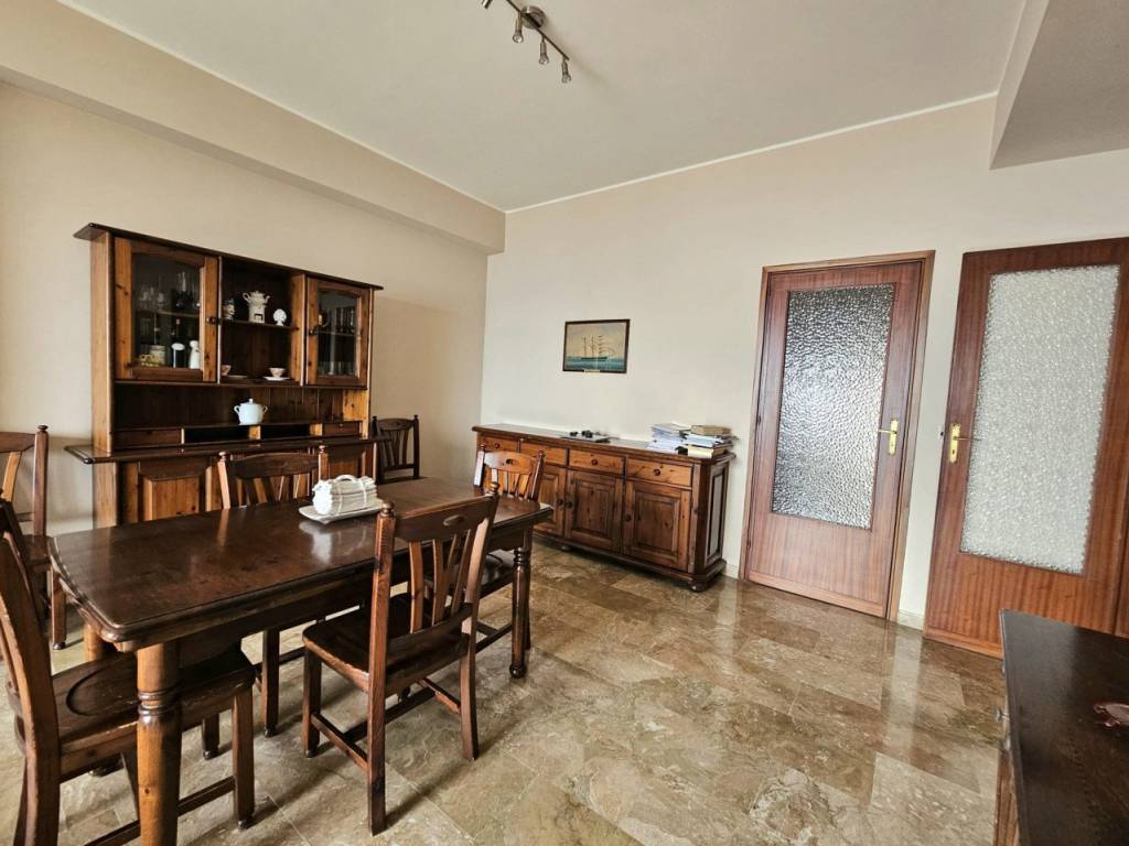 Appartamento a Milazzo in VIA CRISTOFORO COLOMBO, 7 - Foto 2