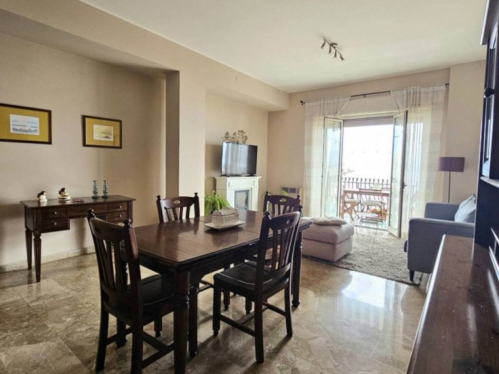Appartamento a Milazzo in VIA CRISTOFORO COLOMBO, 7 - Foto 3