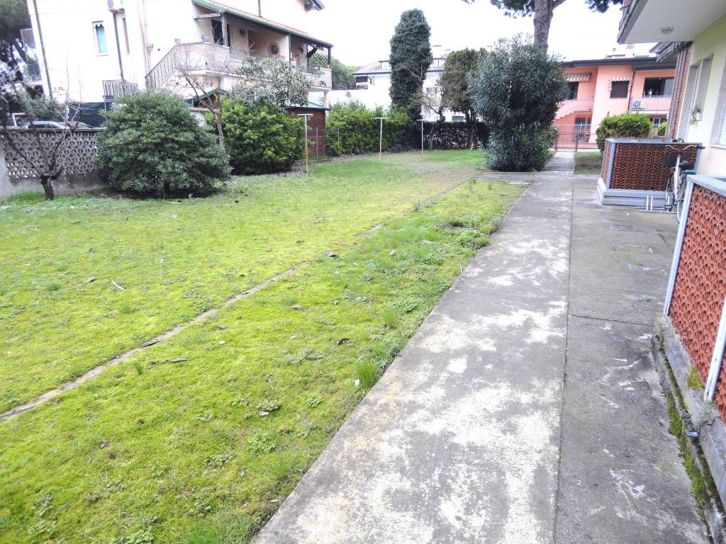 Appartamento a Jesolo in Via Alessandro Volta, 74 - Foto 2