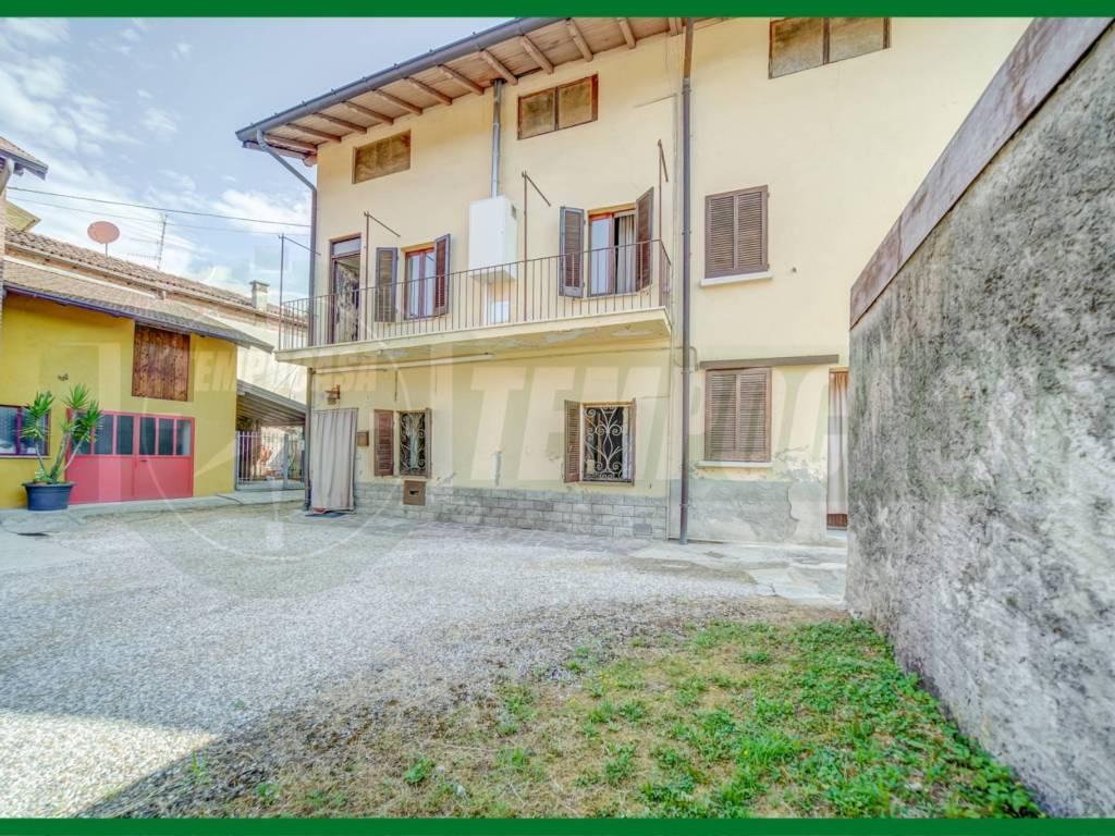 Casa indipendente a Sangiano in Via Monte Nero - Foto 2