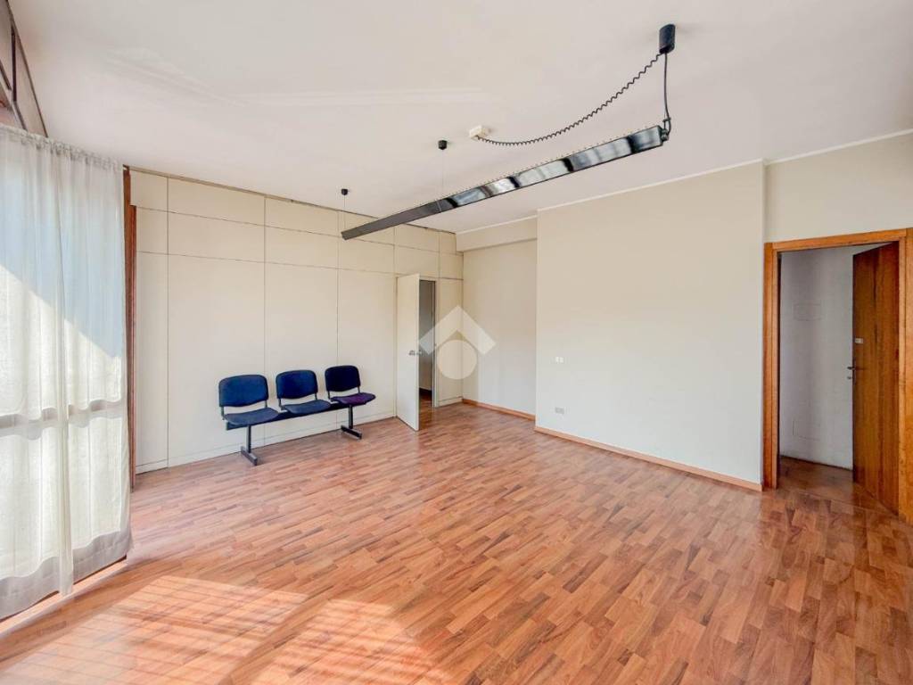 Immobile a Merate in Viale Giuseppe Verdi, 16 - Foto 2