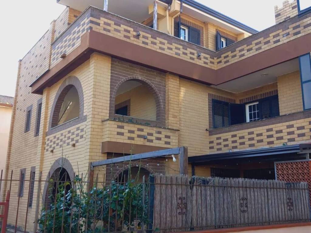 Appartamento a Castel morrone in Via Semola - Foto 2