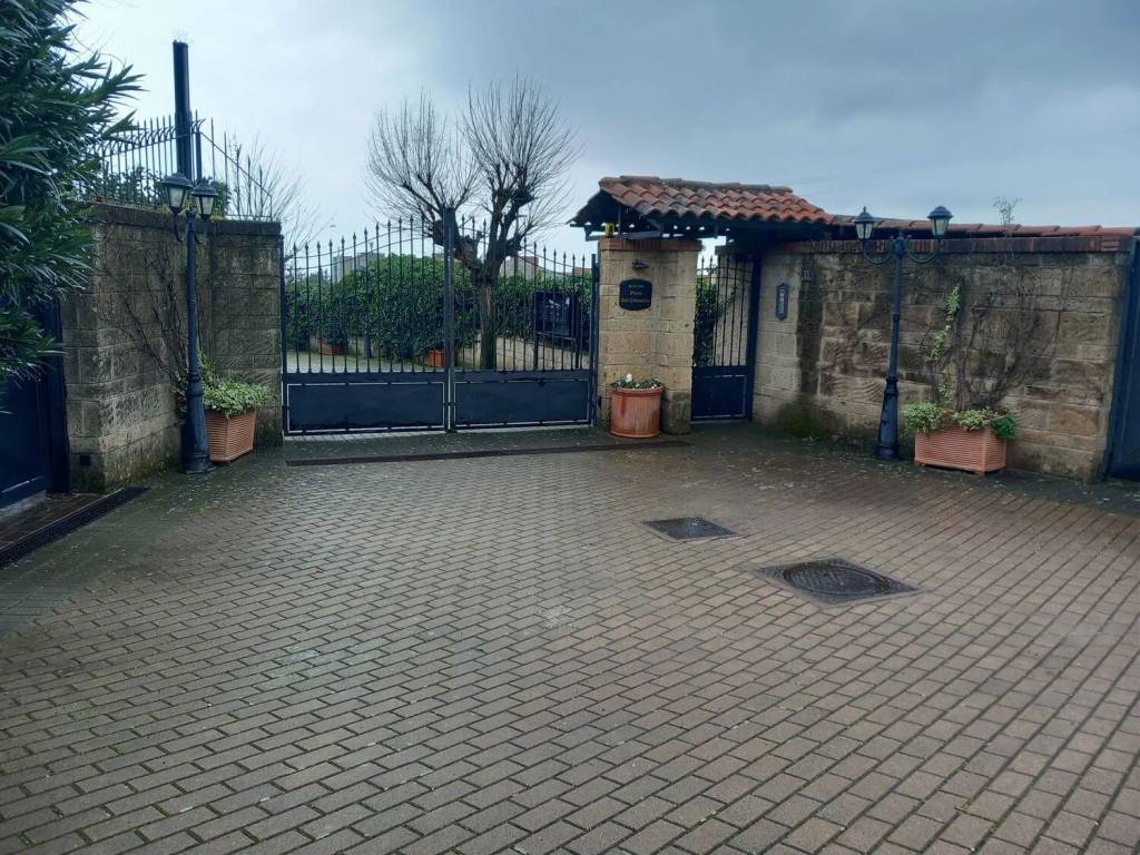 Villa a Caserta in Via Emanuele De Cillis, 35 - Foto 2