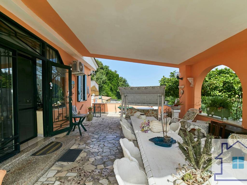 Villa a Aprilia in Via dell'Acqua Solfa, 49 - Foto 3