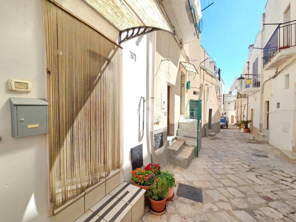 Casa indipendente a Ceglie messapica in Vico I Murigini, 10 - Foto 2
