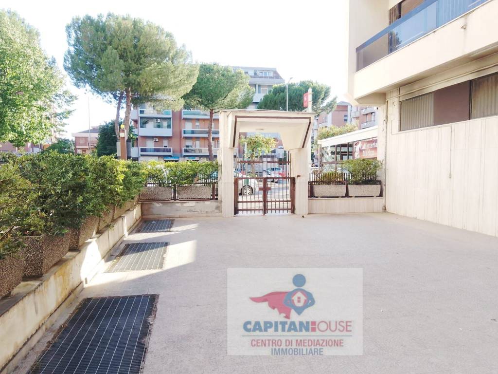 Appartamento a Foggia in Via Paolo Telesforo, 140 - Foto 2