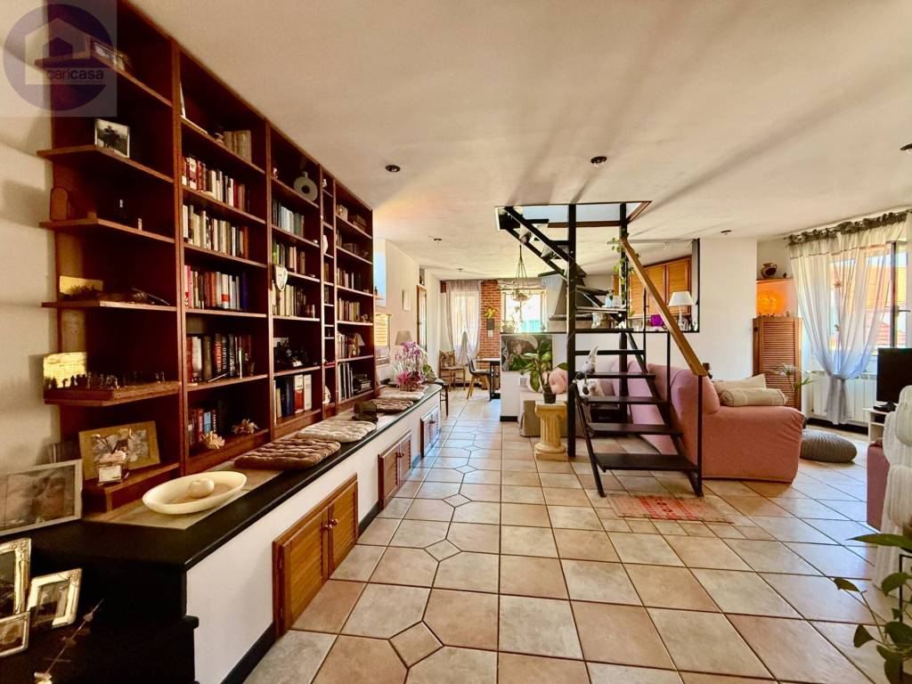Appartamento a Imperia in Via Bartolomeo Bossi, 23 - Foto 2