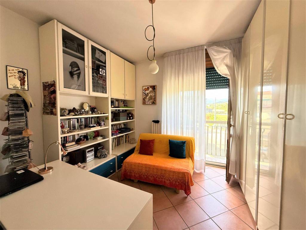 Appartamento a Salerno in Via Giulio Pastore, 17 - Foto 2