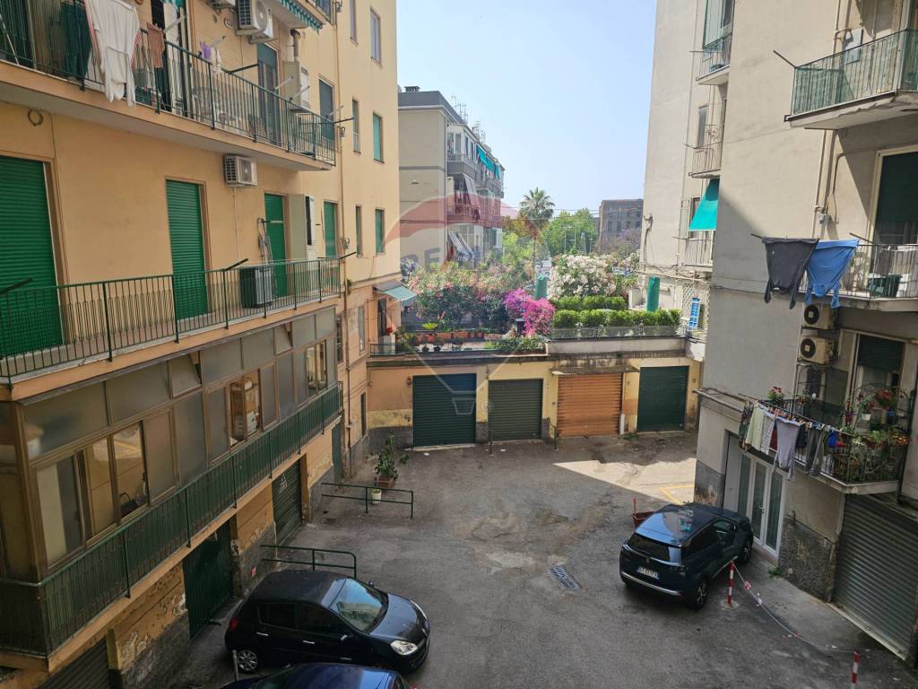 Box / garage a Salerno in Via Francesco Farao, 4 - Foto 3