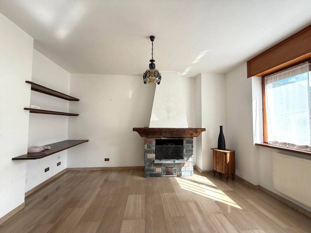 Appartamento a Chiavenna in Via G.Mazzini - Foto 3