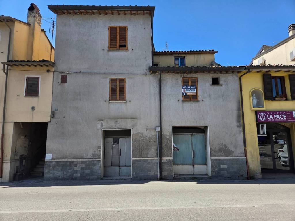 Casa indipendente a Bastia umbra in via Bastiola, 41 - Foto 2