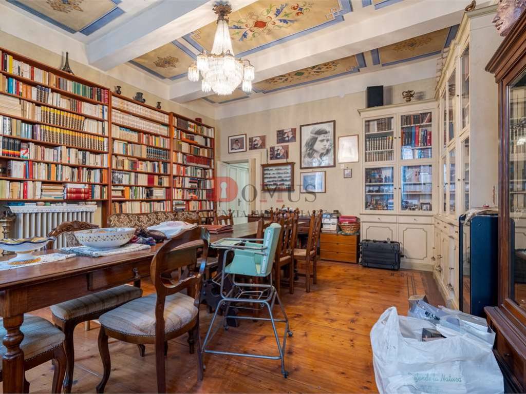 Palazzo / stabile a Mantova in Via Carducci, 47 - Foto 4