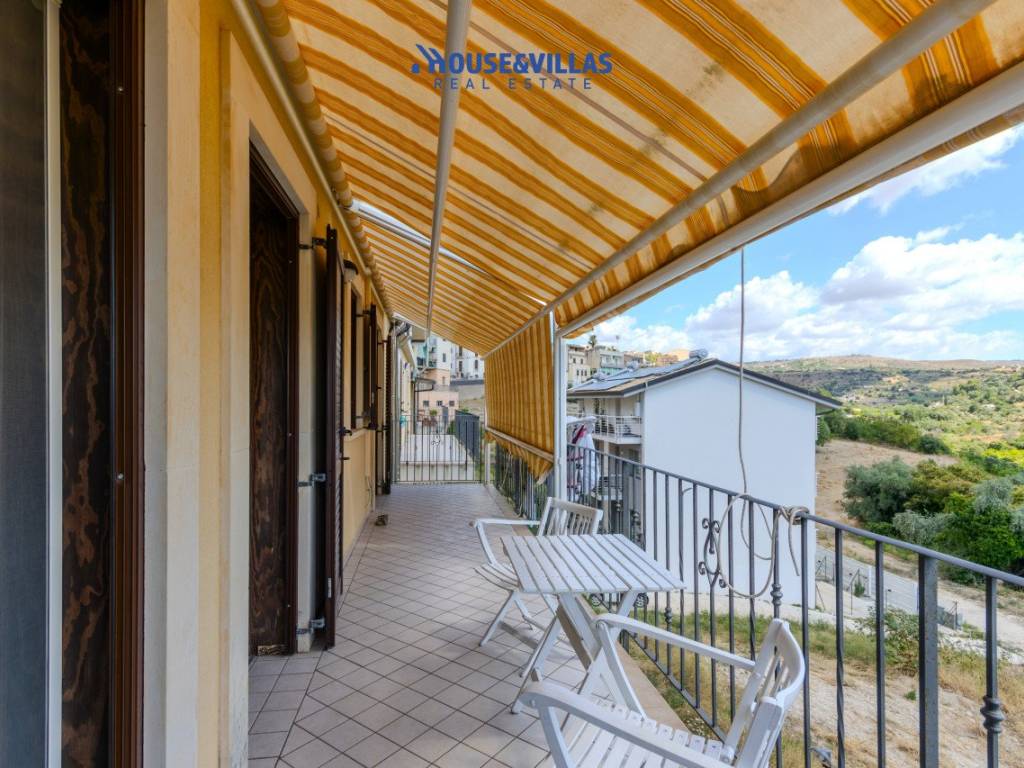 Appartamento a Noto in Via Gian Domenico Romagnosi - Foto 3