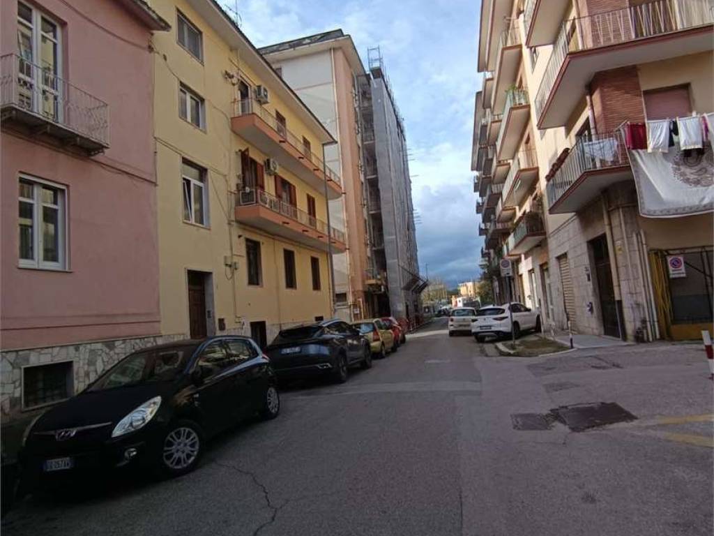 Appartamento a Benevento in Via Munazio Planco - Foto 5