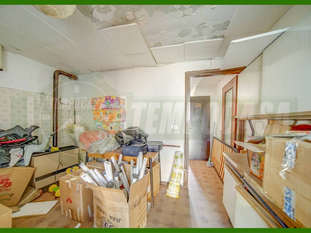 Appartamento a Sangiano in Via Monte Nero - Foto 4