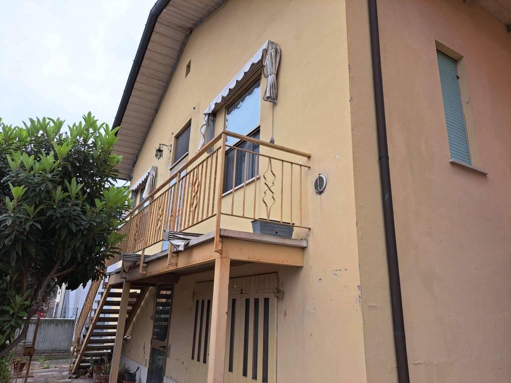 Casa indipendente a Ravenna in via Tevere - Foto 2