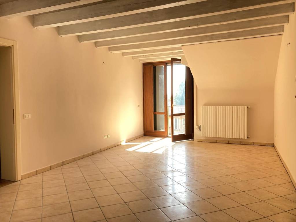 Appartamento a Mantova in Via Trieste - Foto 2