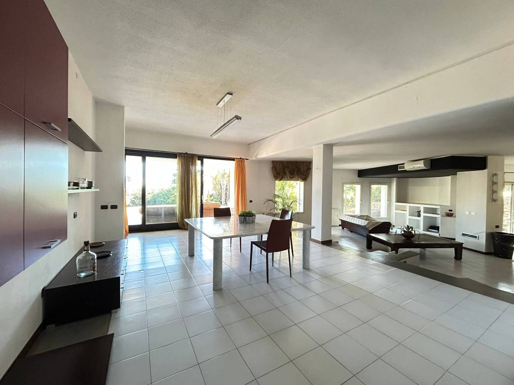 Villa a Cagliari in Viale Buoncammino - Foto 2