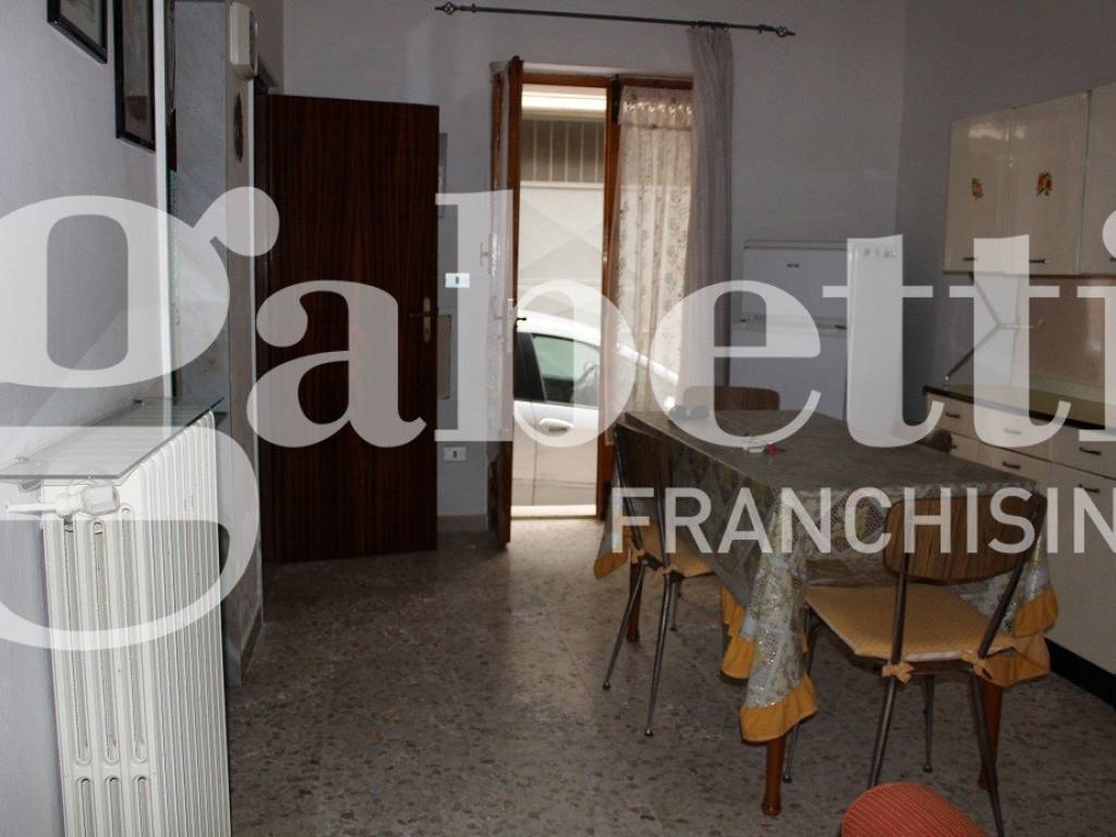 Casa indipendente a Canosa di puglia in Via Di Vagno, 8 - Foto 4