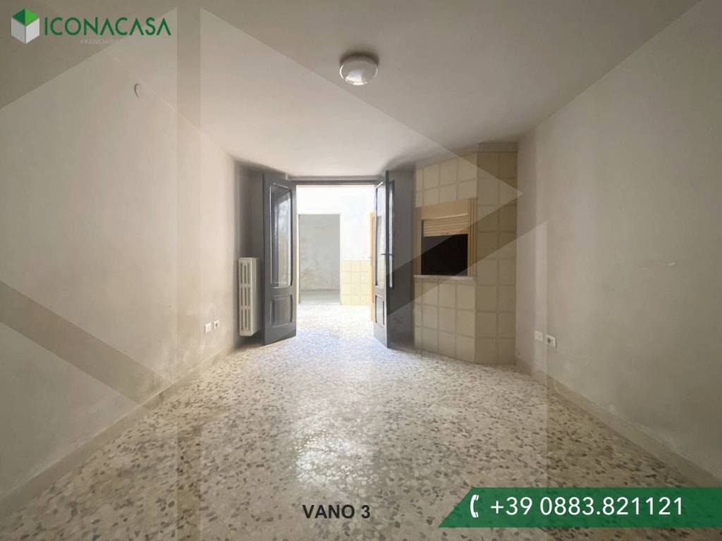 Casa indipendente a Andria in Via Duca d'Aosta - Foto 5