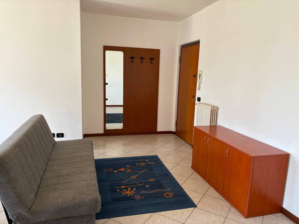 Appartamento a Castelnuovo del garda in Via Bastia - Foto 2