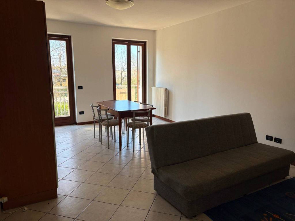 Appartamento a Castelnuovo del garda in Via Bastia - Foto 3