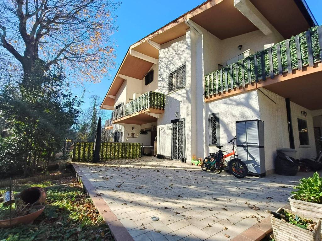 Casa indipendente a Ariccia in Viale dei Cerri - Foto 4